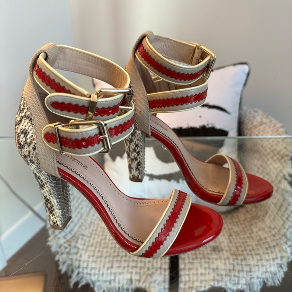 Strappy red, nude, and snakeskin shoes. 4 inch heel with 1/2 inch platform - Picture 3 of 4